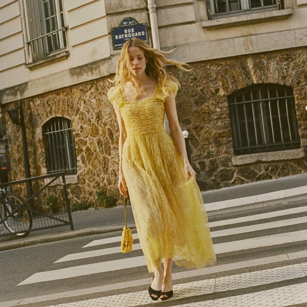 Doen Pamelina dress in daffodil yellow. Size small